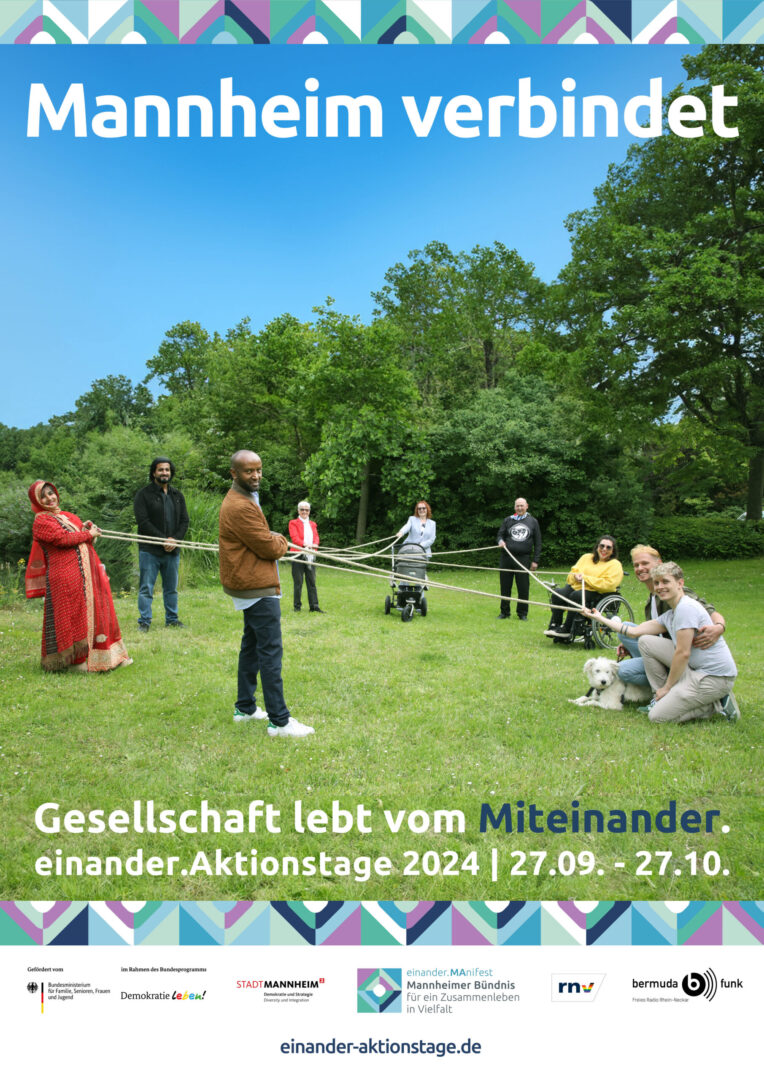 Plakatvariante 3 mit Foto Menschen halten gemeinsam Fäden zu einem Netz